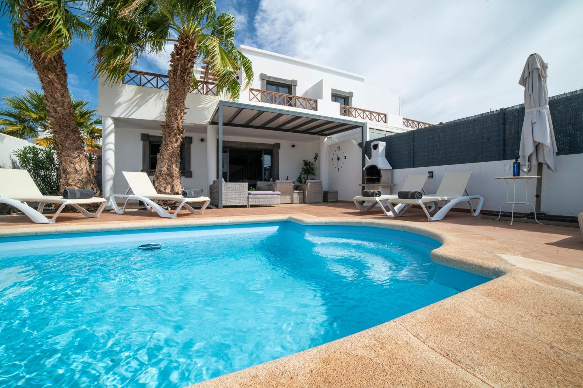 Ariana - Playa Blanca (Lanzarote)